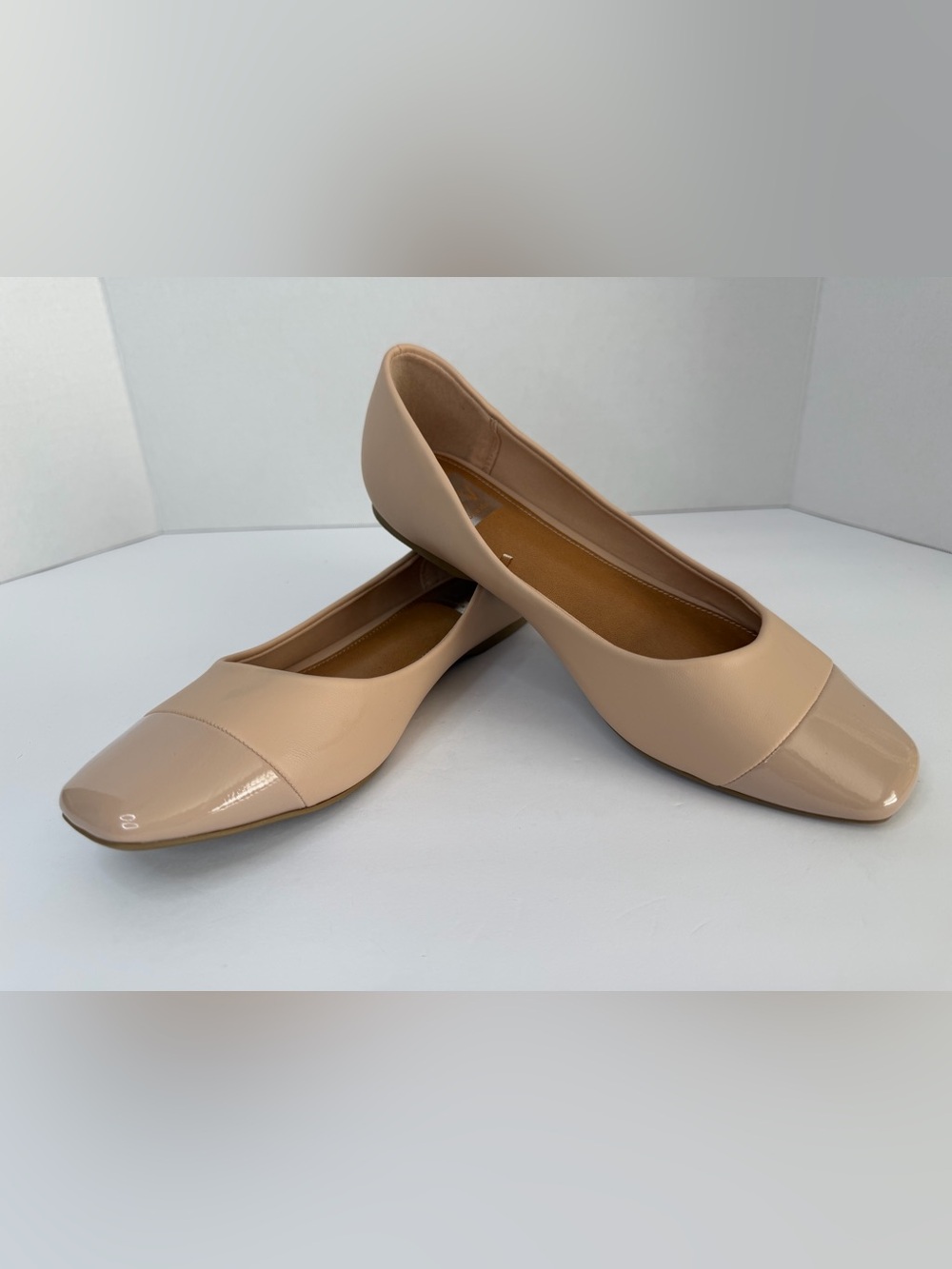 Dolce Vita Malanie Flats Size 8 Nude Cap Toe Slip On Ballet Shoes